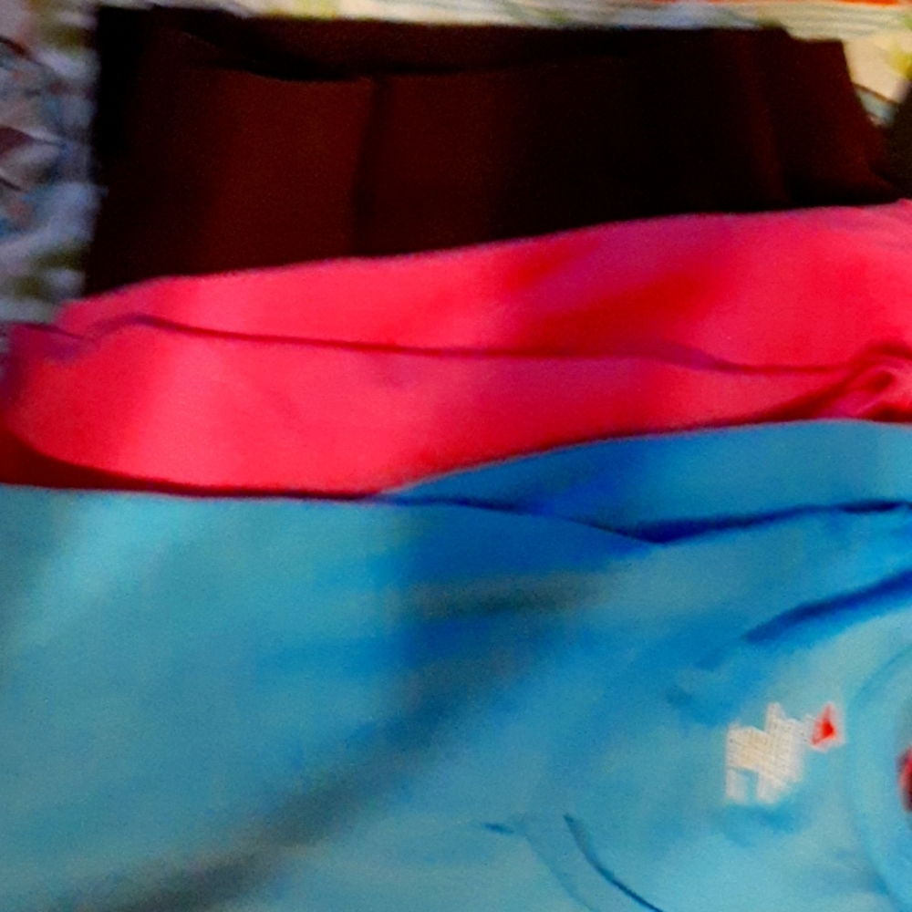 Assorted t-shirts and leggings pack size 2X brand